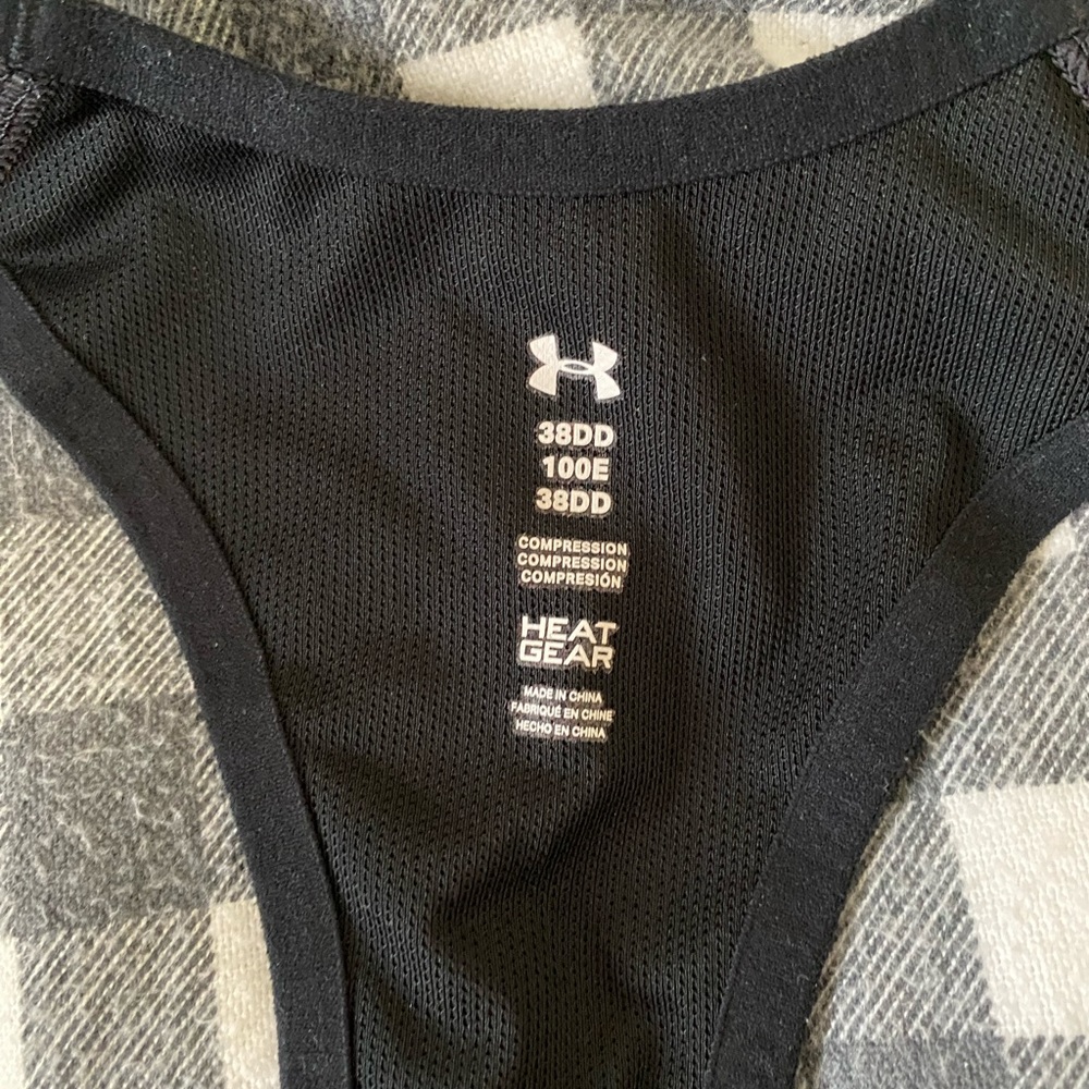Sports Bra - Picture 4 of 5